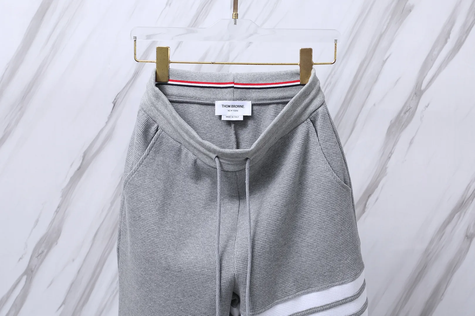 ：116（TB ） THOM BROWNE . TB Factory Same Style TB TB ：Dark Gray/Light Gray/Navy Blue/Black Size：0/1/2/3/4
